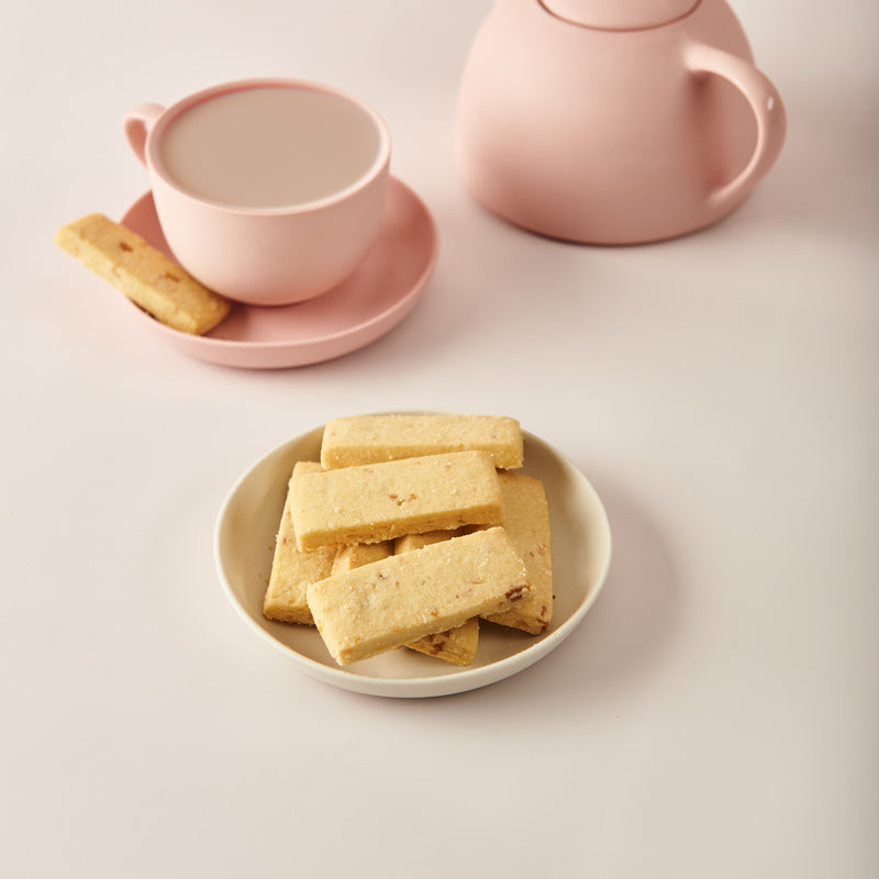 Macadamia Shortbread